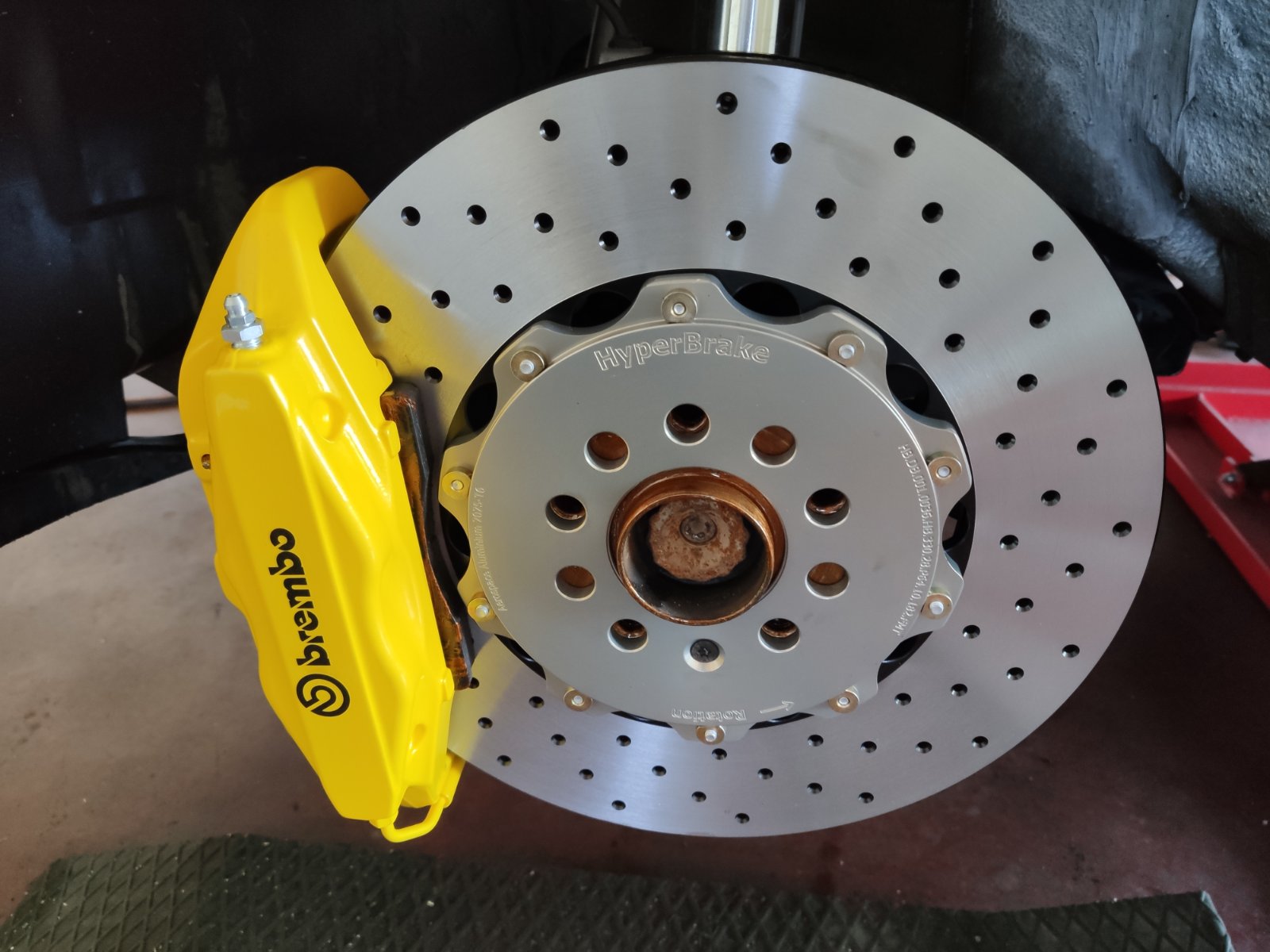 HyperBrake Motorsport Front 4pot Big Brake Kit without calipers for Audi TT QUATTRO MK1 (8N) for Brembo calipers from Alfa Romeo 159 TBi/Renault Megane RS and 2-Piece Full Floating Brake Rotors 330x28mm - Image 15